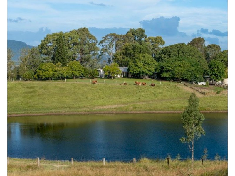 40 Traves Road, Sandy Creek QLD 4515