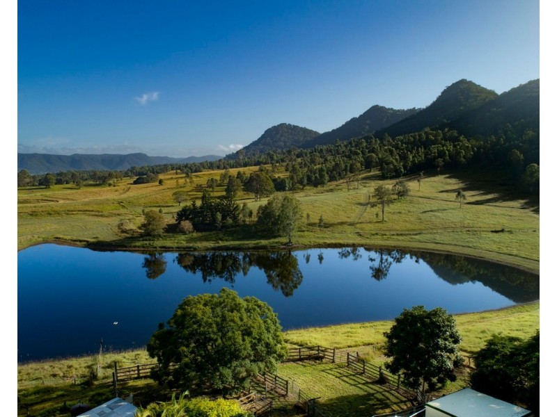 40 Traves Road, Sandy Creek QLD 4515