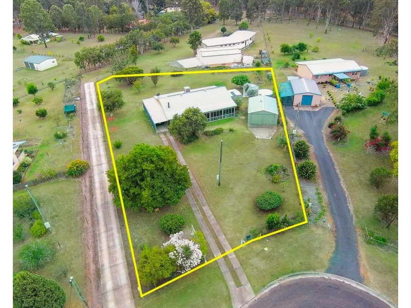 27 Brough Court, Esk QLD 4312