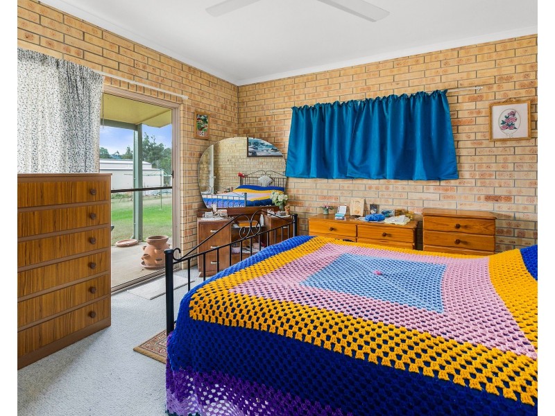 27 Brough Court, Esk QLD 4312