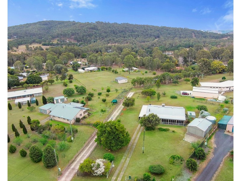 27 Brough Court, Esk QLD 4312