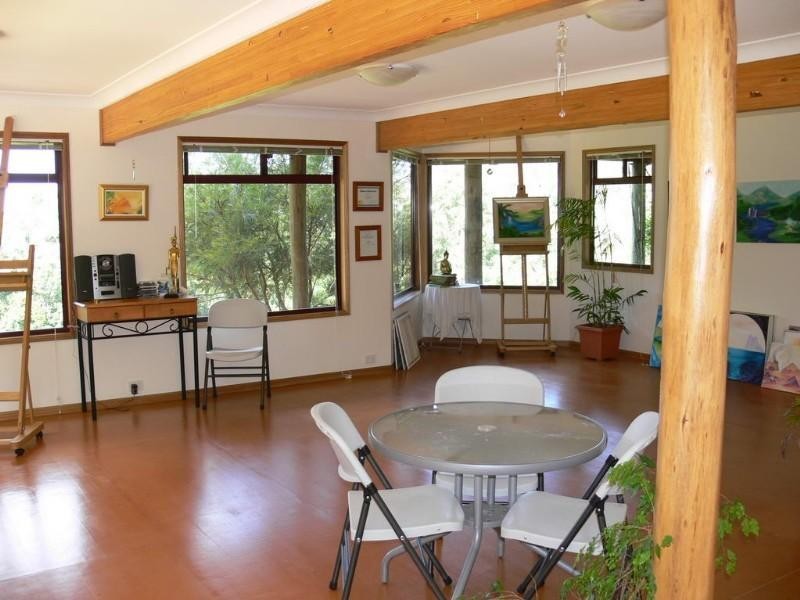 Ravensbourne QLD 4352