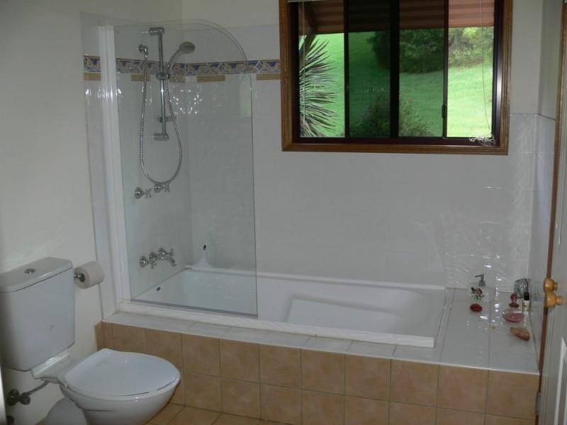 Ravensbourne QLD 4352