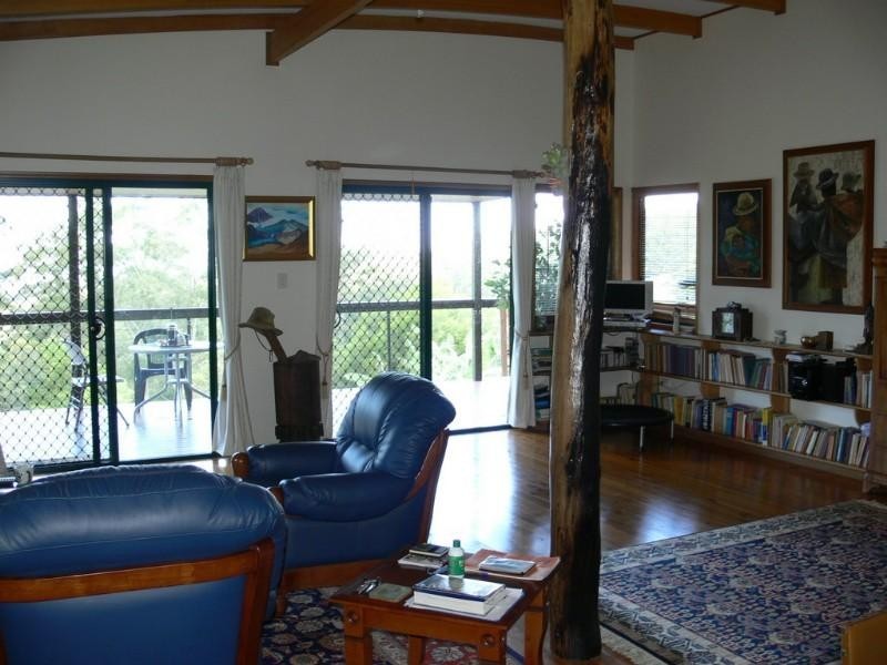 Ravensbourne QLD 4352