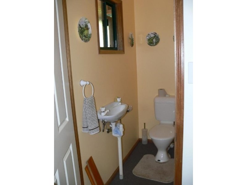 Ravensbourne QLD 4352