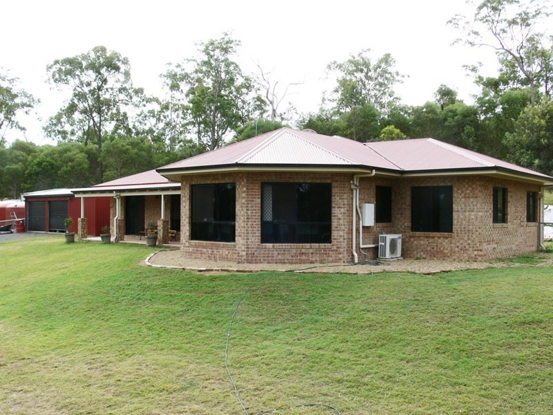 120 Edinburgh Drive, Mount Hallen QLD 4312