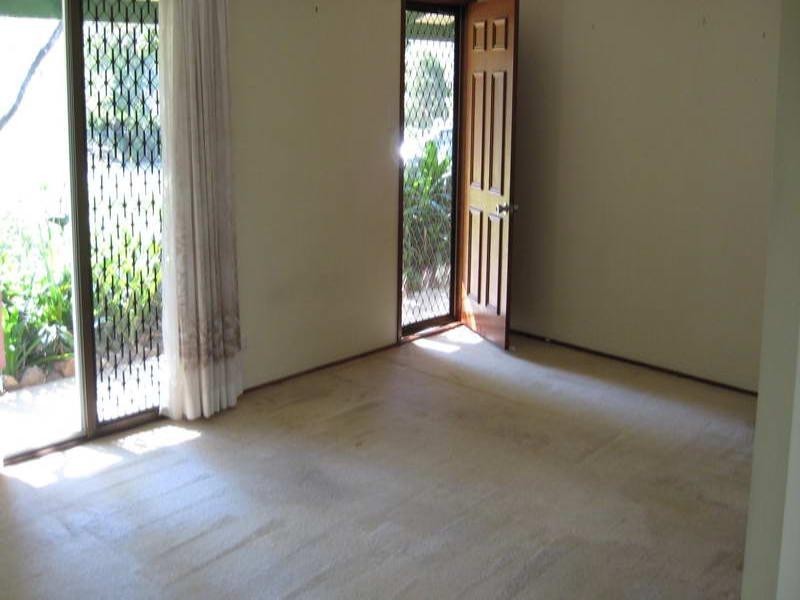 8 Elizabeth Street, Esk QLD 4312