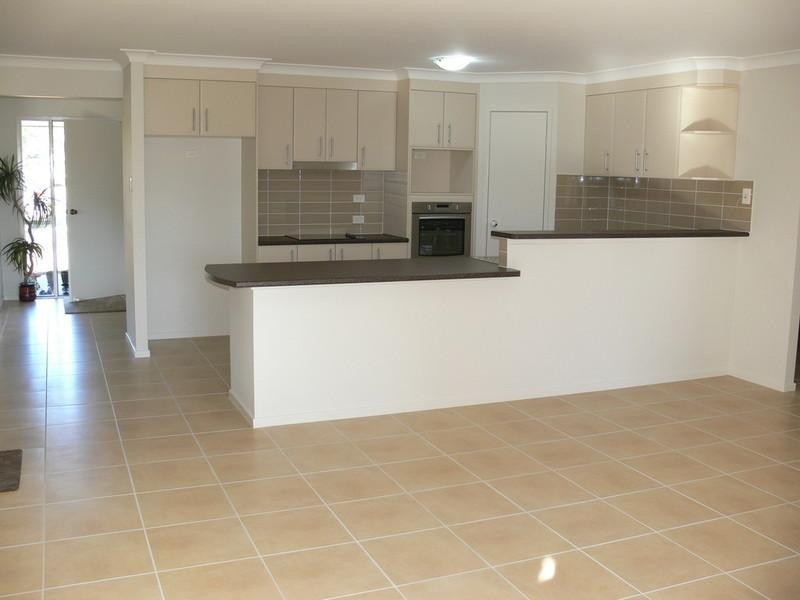 7 Jelica Place, Esk QLD 4312