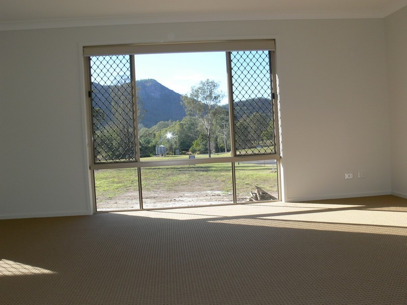 7 Jelica Place, Esk QLD 4312