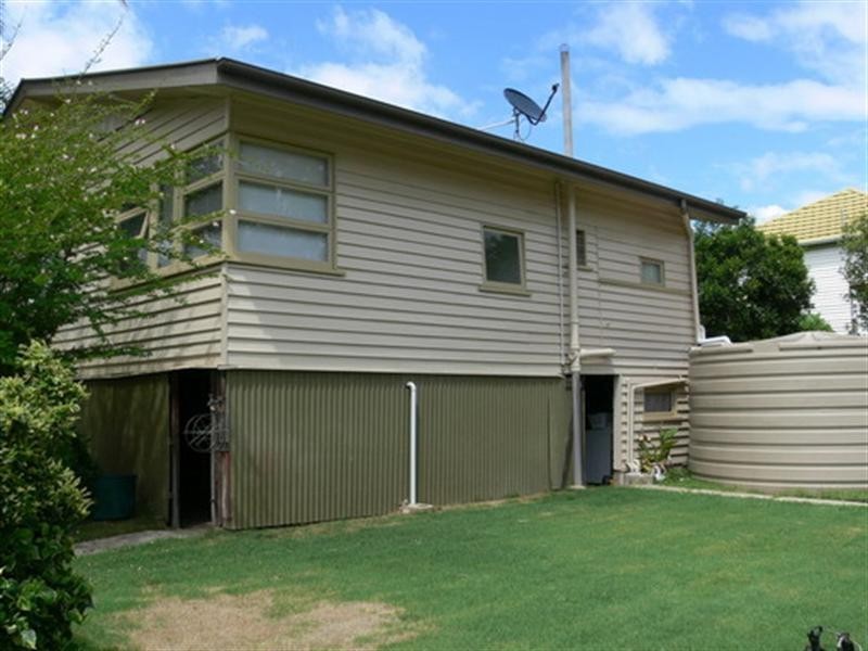 1/17 Barbour Street, Esk QLD 4312