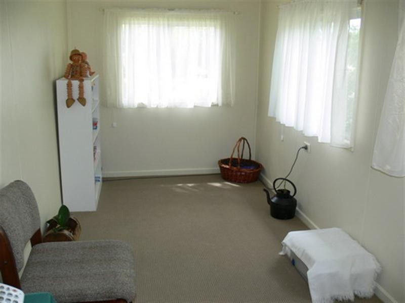 1/17 Barbour Street, Esk QLD 4312