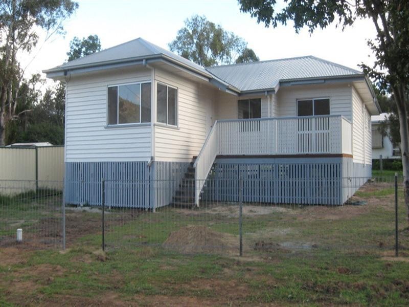 268 Ipswich Street, Esk QLD 4312