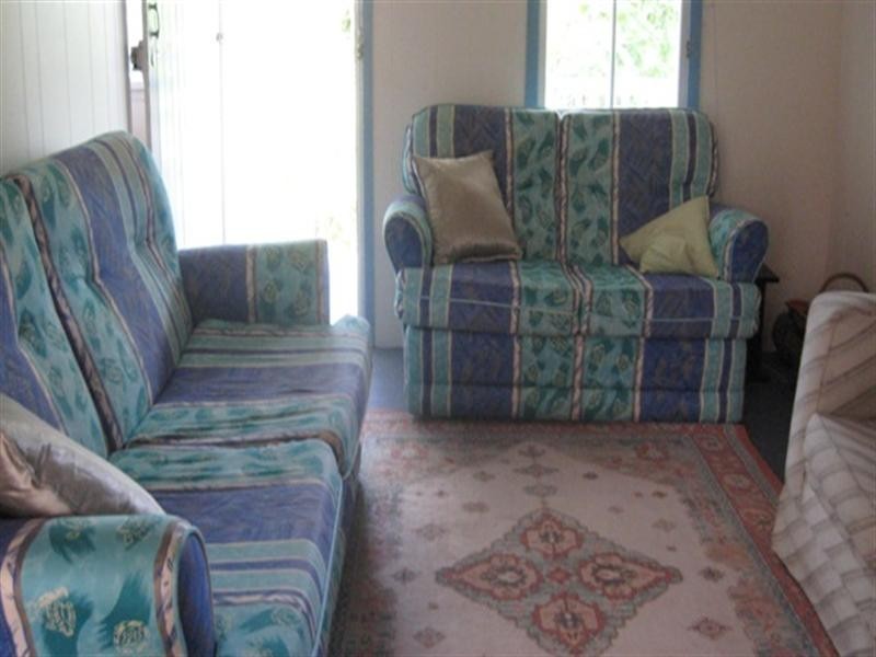 8 Second Avenue, Somerset Dam QLD 4312