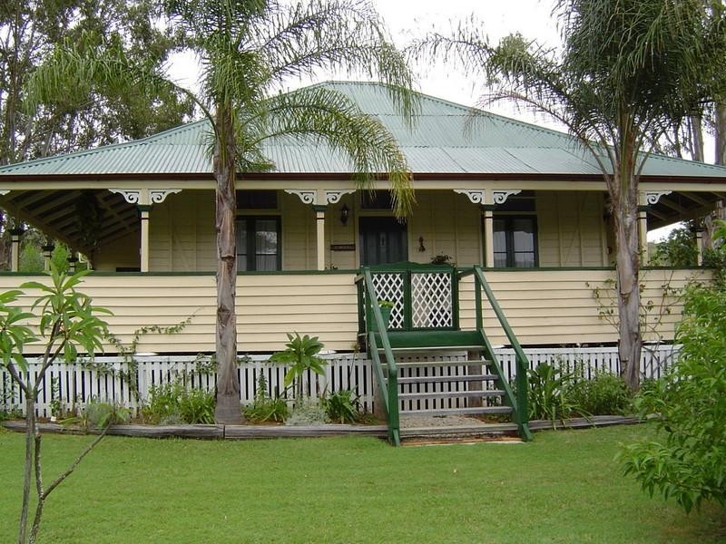 23 Edward Street, Esk QLD 4312