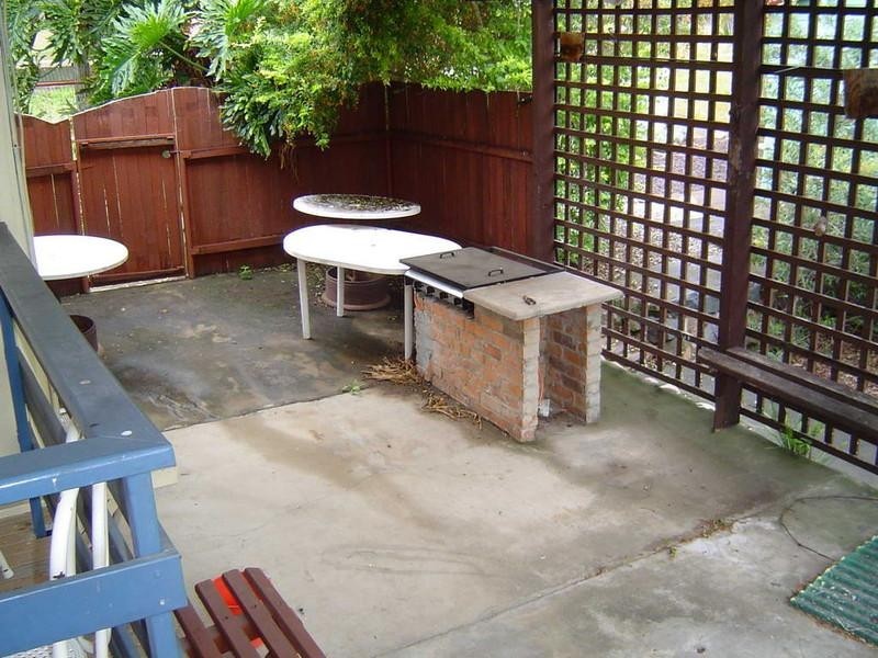 11 Gipps Street, Somerset Dam QLD 4312