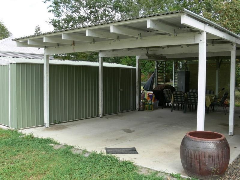 8 Short Street, Esk QLD 4312