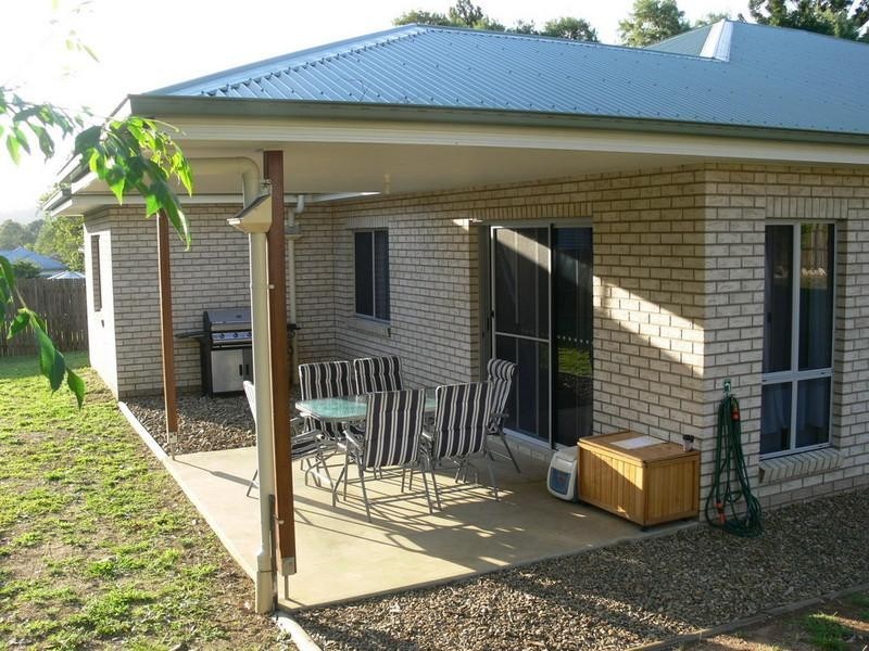 78 Middle Street, Esk QLD 4312