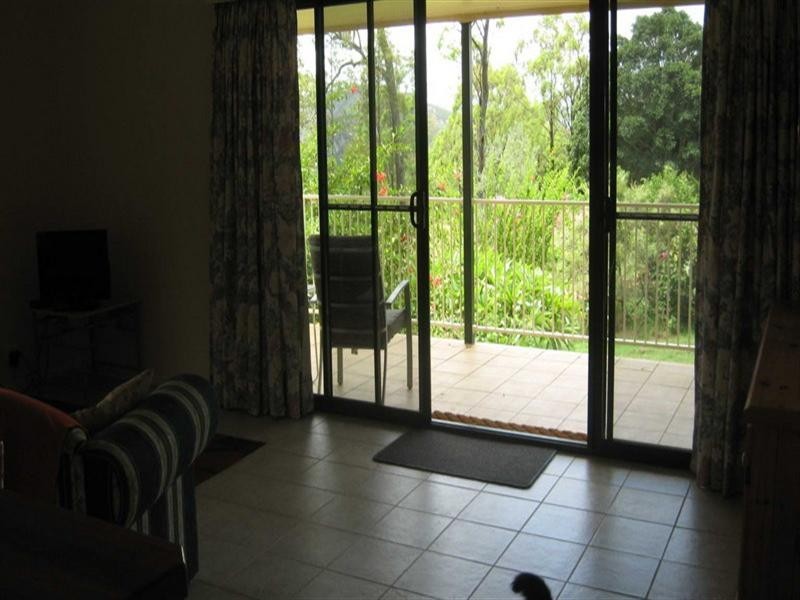 9 Crest Court, Esk QLD 4312
