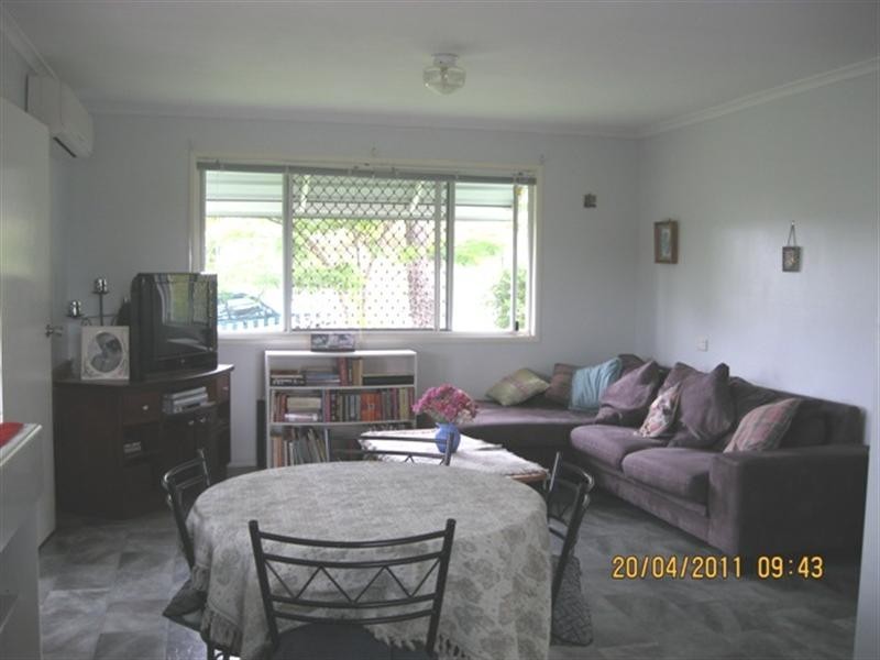 33 Elizabeth Street, Esk QLD 4312