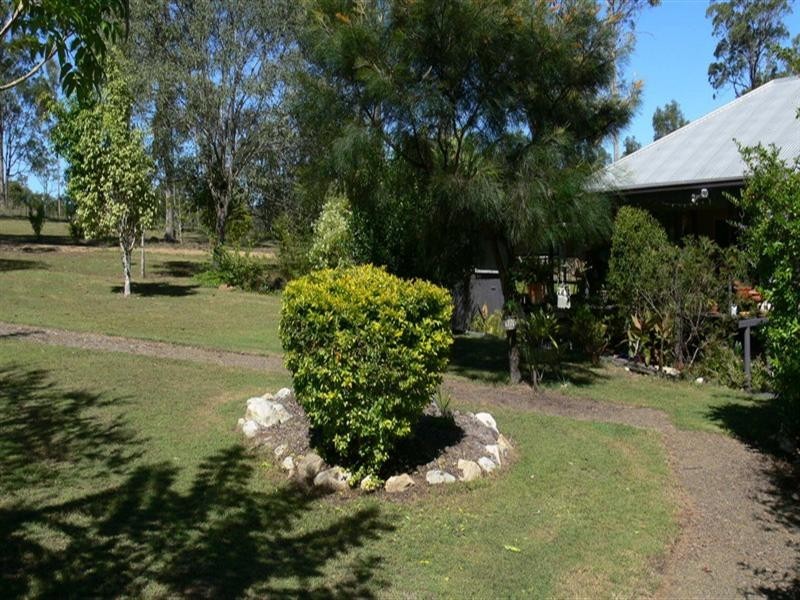 42 Buckingham Court, Mount Hallen QLD 4312