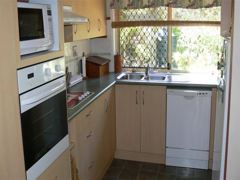 42 Buckingham Court, Esk QLD 4312