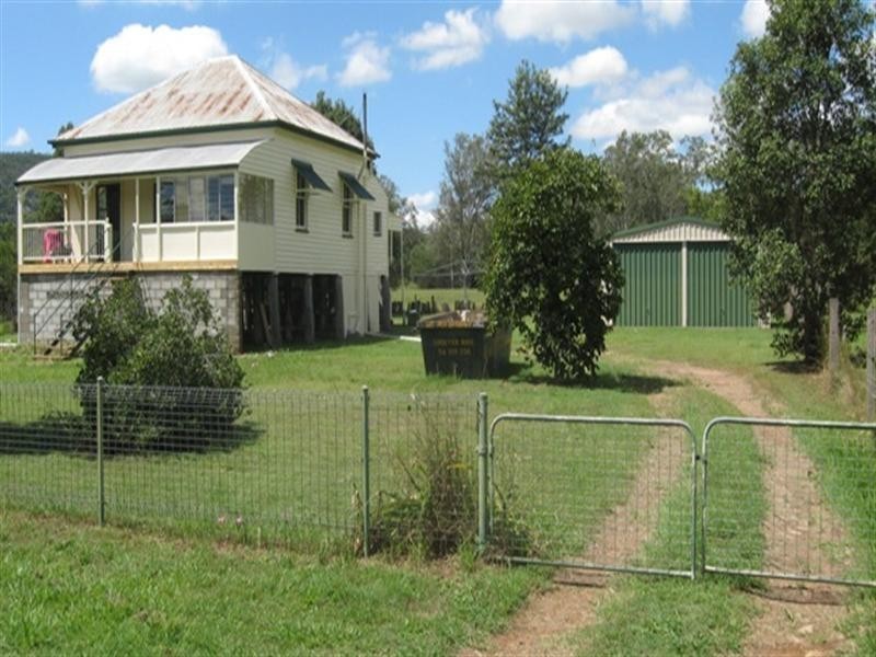 16 Latters Lane, Esk QLD 4312