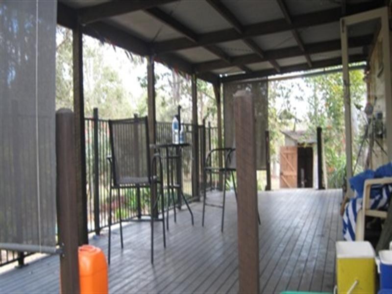 33 Cedar Avenue, Esk QLD 4312