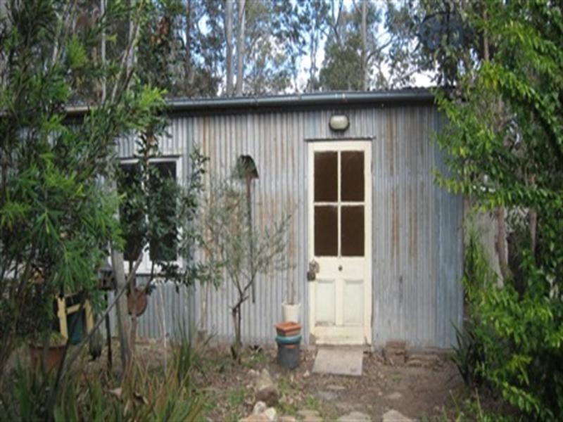 33 Cedar Avenue, Esk QLD 4312