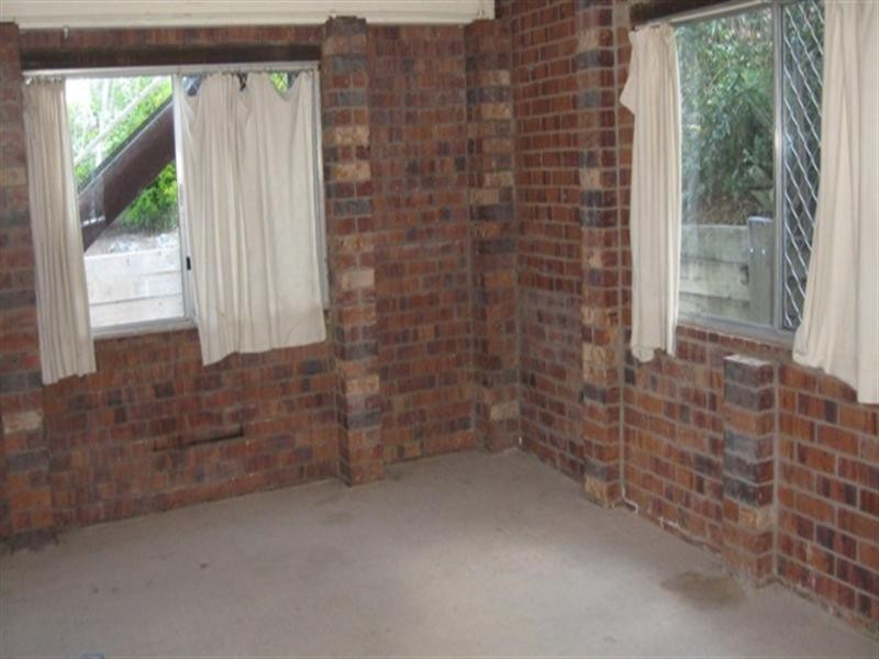 30 Elizabeth Street, Esk QLD 4312