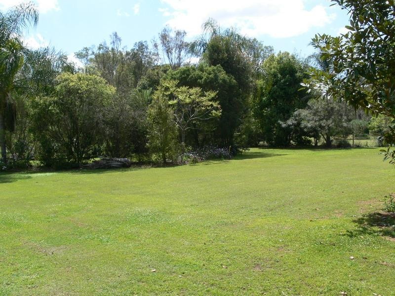 242 Esk Hampton Road, Esk QLD 4312