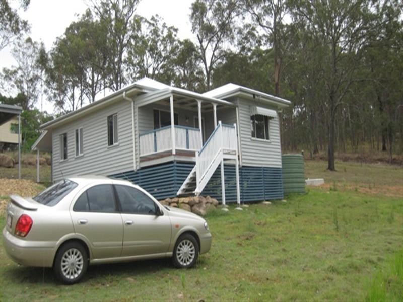 205 Highland Street, Esk QLD 4312