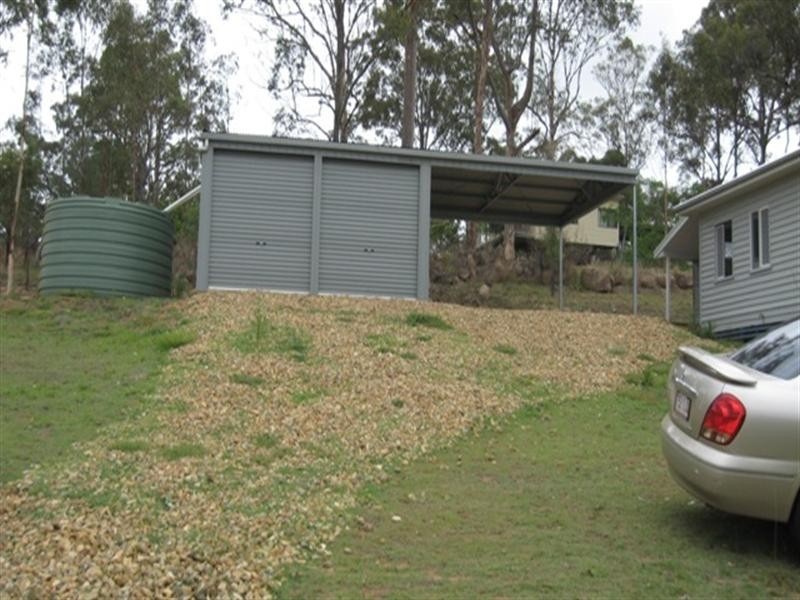 205 Highland Street, Esk QLD 4312