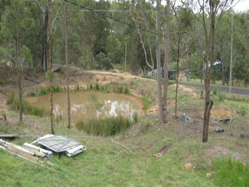 205 Highland Street, Esk QLD 4312