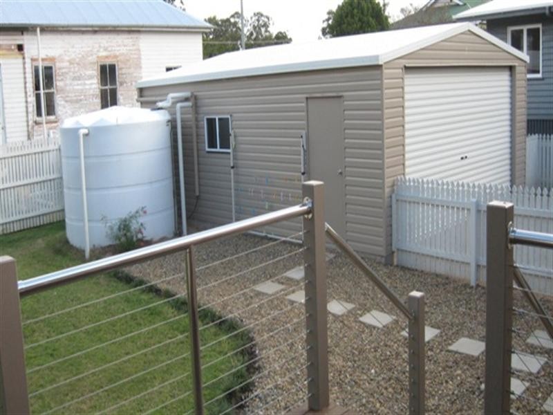 8 Pryde Street, Esk QLD 4312