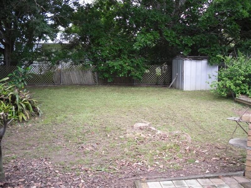 10 Short Street, Esk QLD 4312