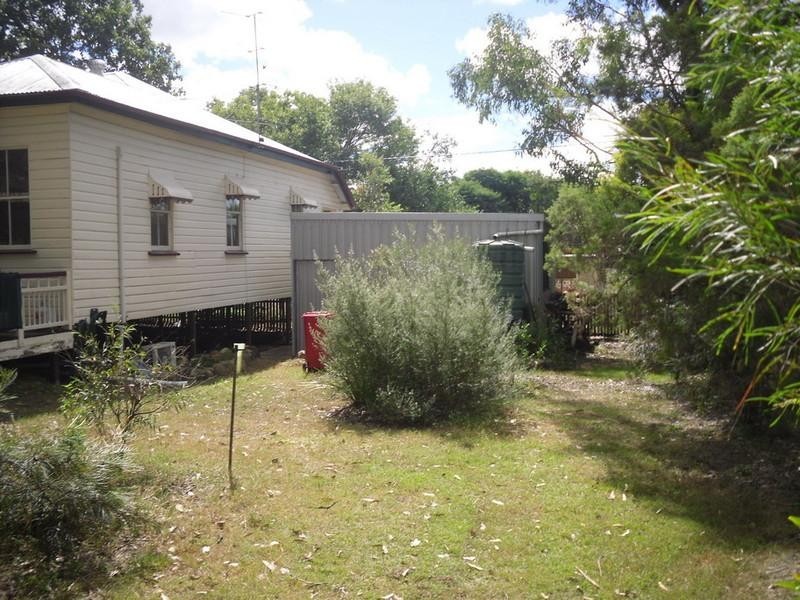 22 Barbour Street, Esk QLD 4312