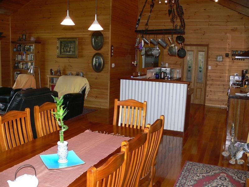 58 Outlook Drive, Esk QLD 4312