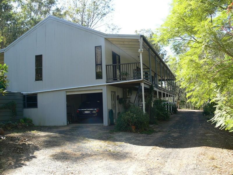 58 Outlook Drive, Esk QLD 4312