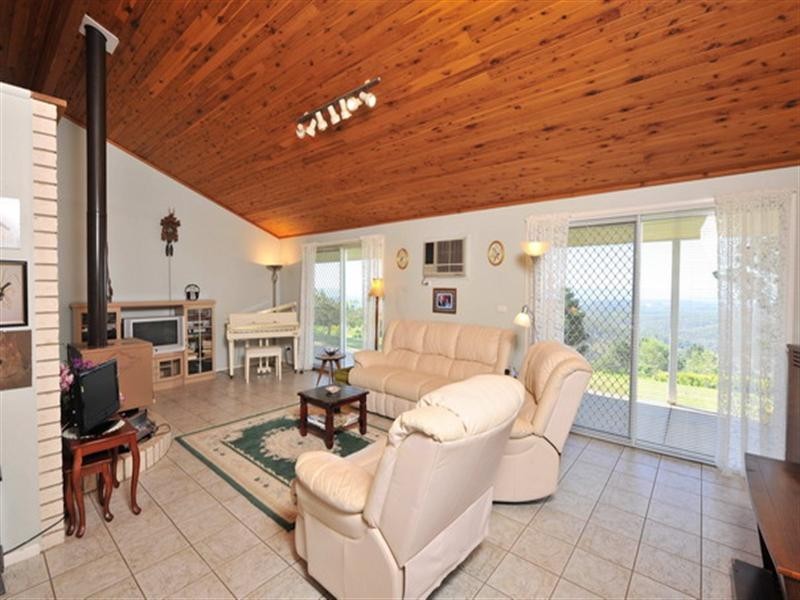 162 Regent Road, Esk QLD 4312