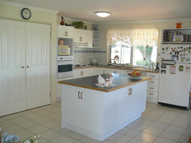 Glamorgan Vale QLD 4306