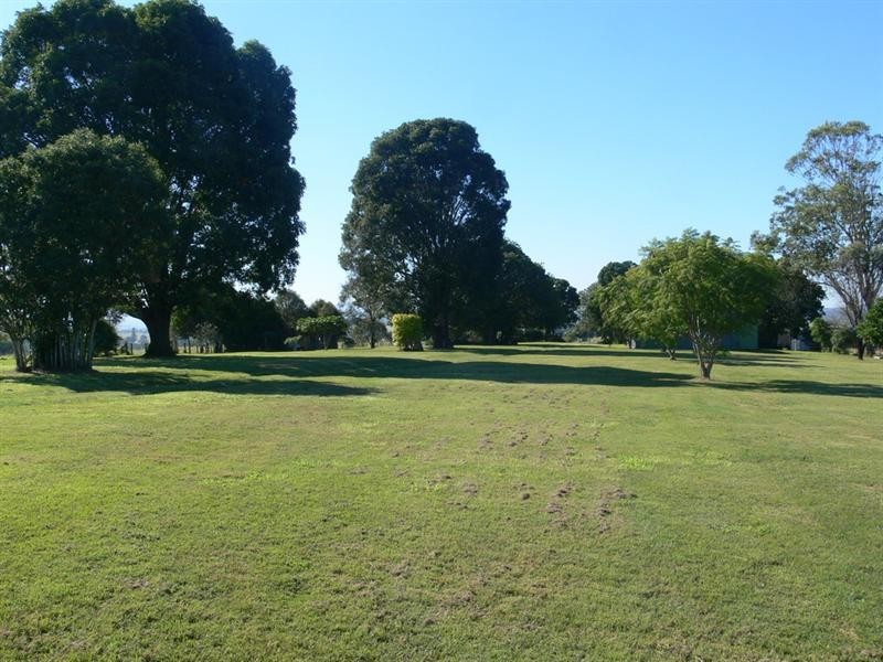 Glamorgan Vale QLD 4306