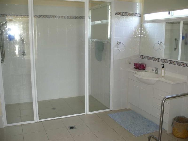 19 Russell Street, Esk QLD 4312