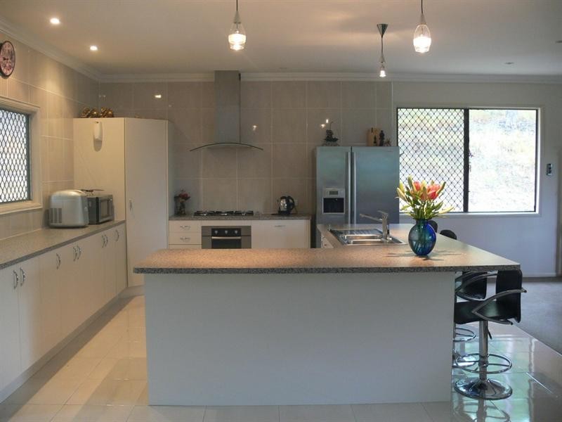 3 Chaille Road, Esk QLD 4312