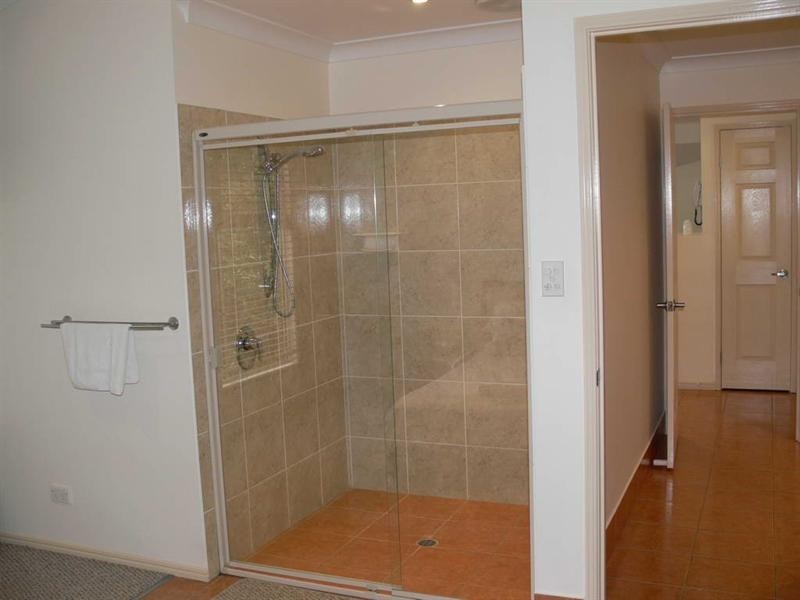 Ravensbourne QLD 4352