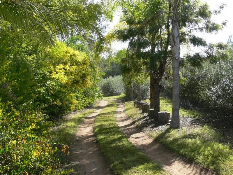 41 Windsor Drive, Esk QLD 4312