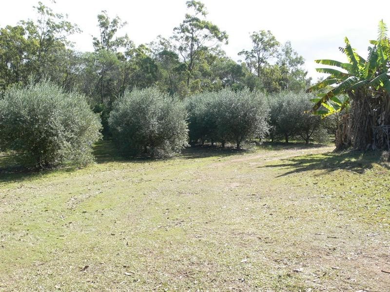 41 Windsor Drive, Esk QLD 4312