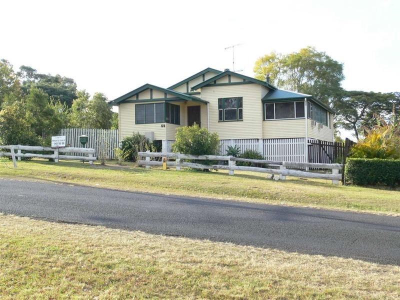 69 Highland Street, Esk QLD 4312