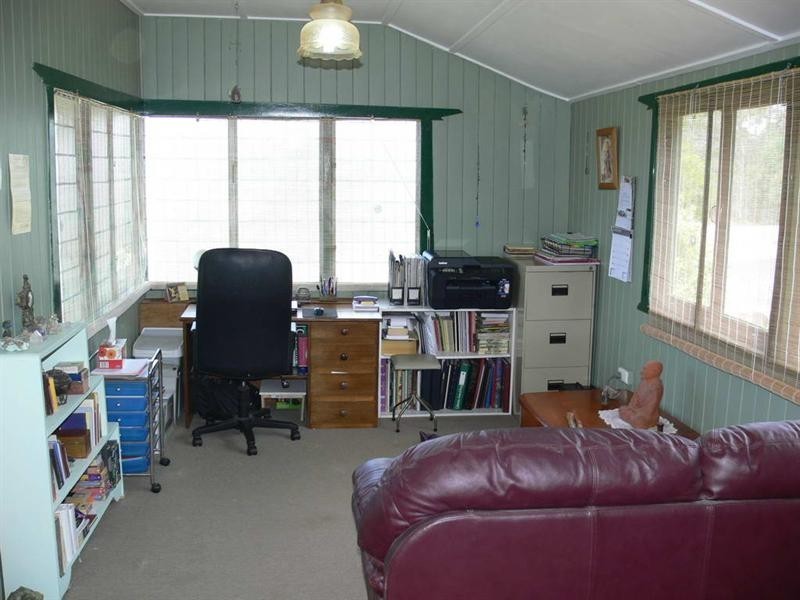 69 Highland Street, Esk QLD 4312