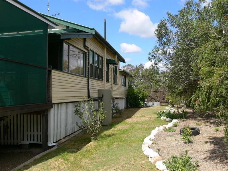 69 Highland Street, Esk QLD 4312