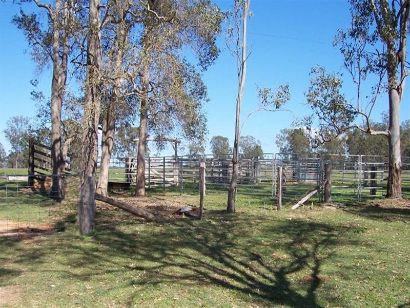 119 Twin Lakes Road, Coominya QLD 4311
